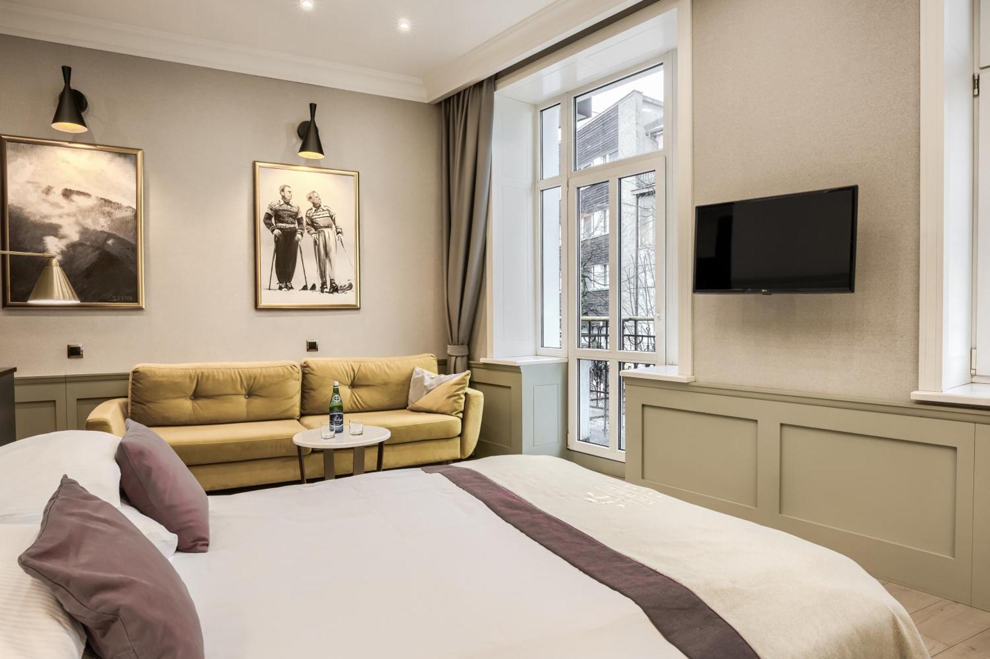 Deluxe Quadruple Room